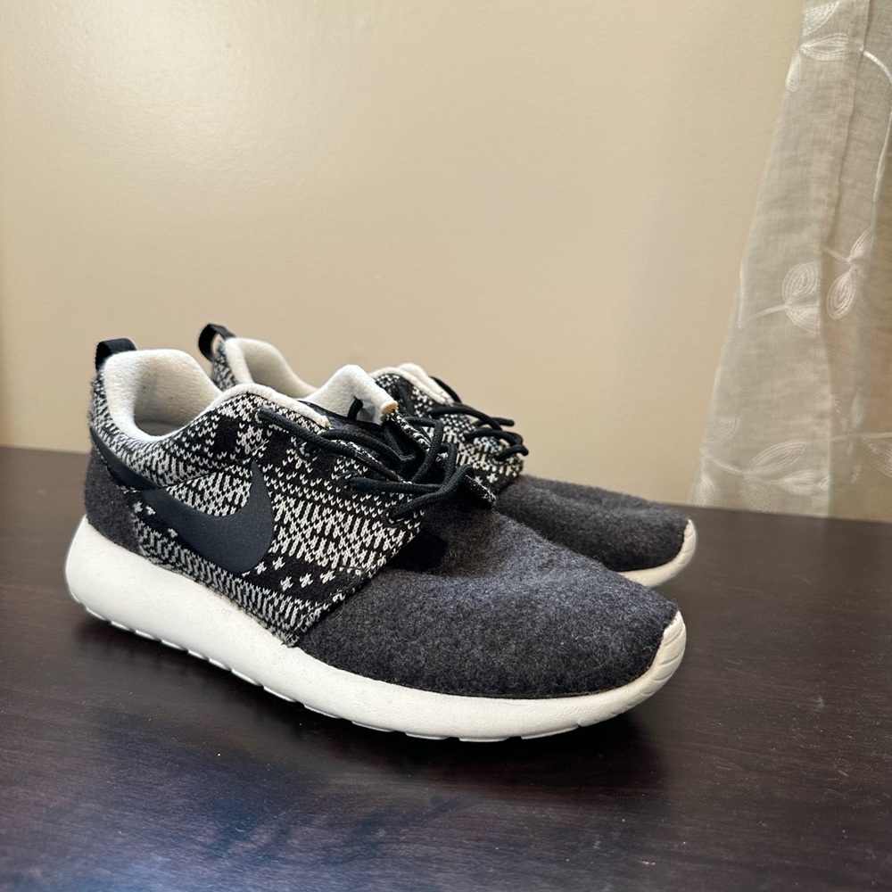 Women Nike Rosche